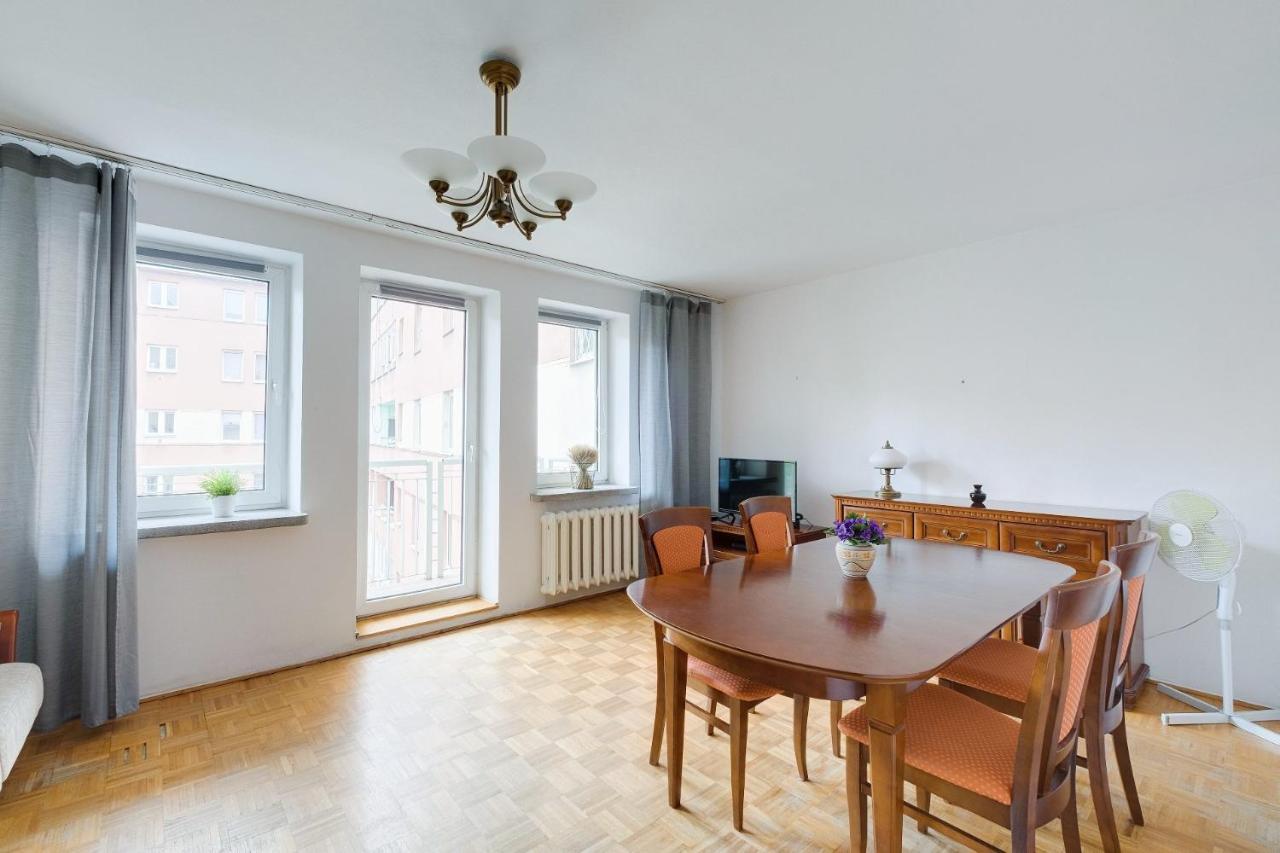 2 Bedroom Apartment In Green Location Warszawa Eksteriør billede